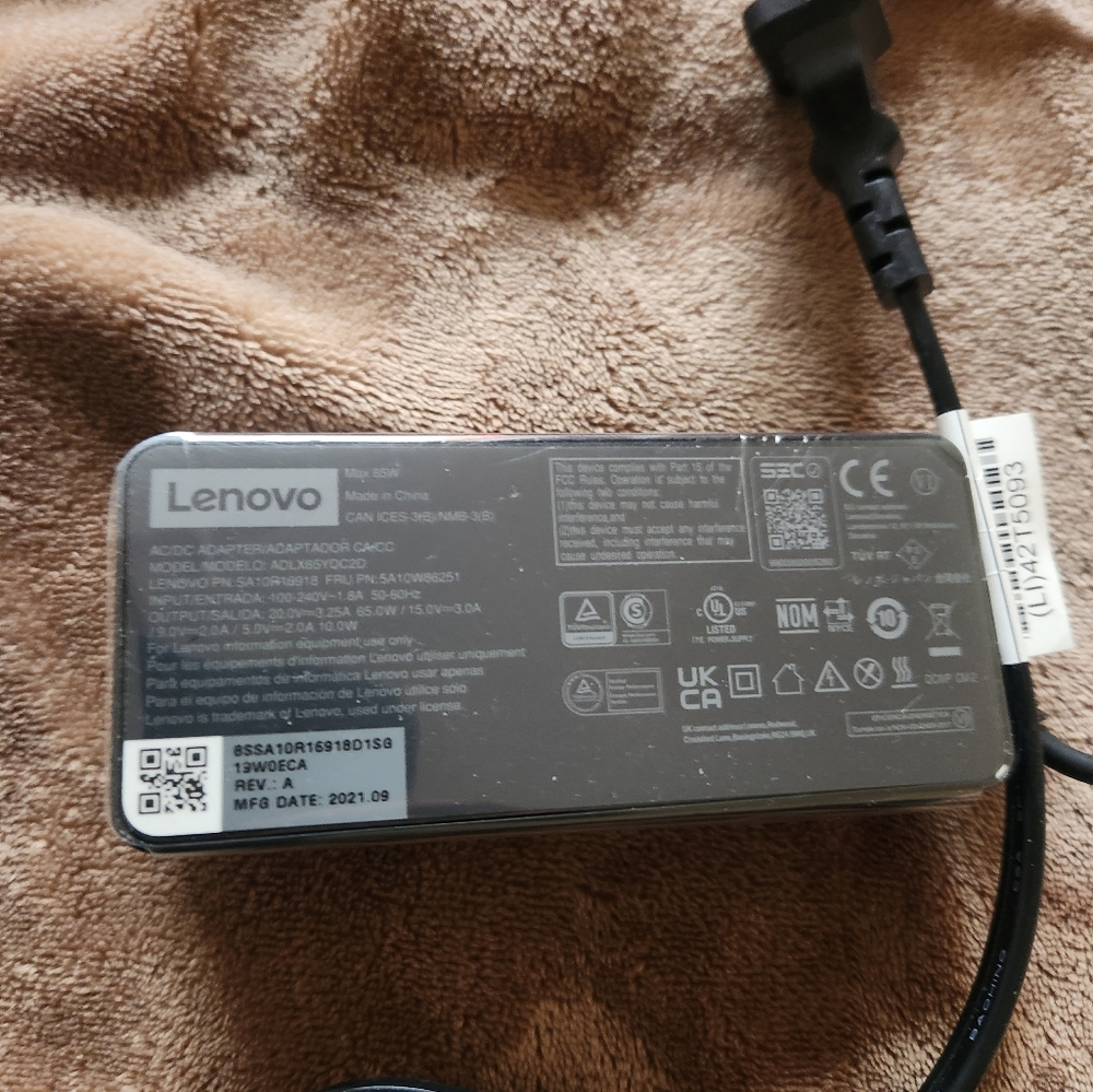 Lenovo 65w laptop charger new